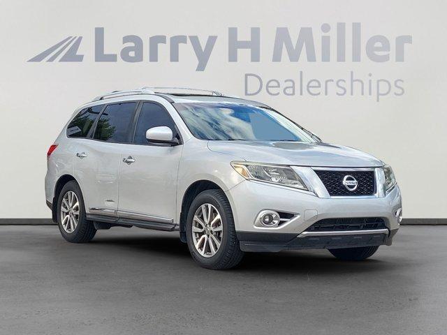 used 2014 Nissan Pathfinder car, priced at $10,995