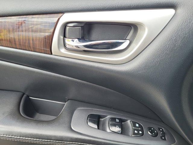 used 2014 Nissan Pathfinder car, priced at $10,995