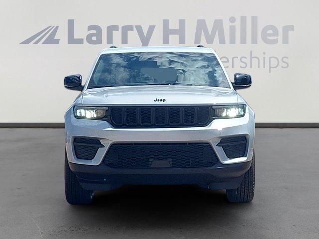 new 2025 Jeep Grand Cherokee car, priced at $39,955