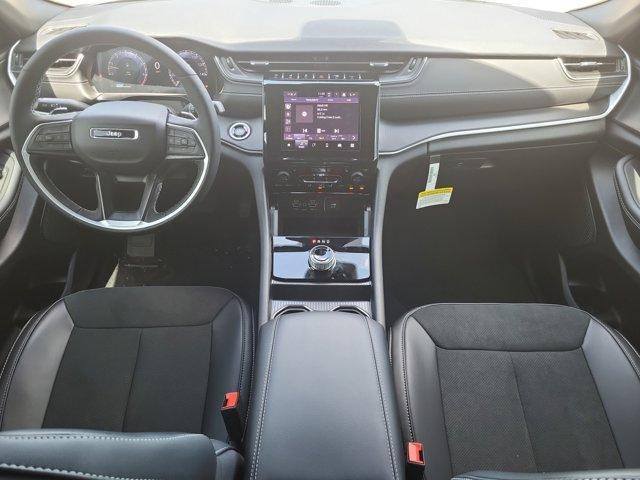 new 2025 Jeep Grand Cherokee car, priced at $39,955