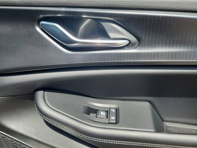 new 2025 Jeep Grand Cherokee car, priced at $39,955