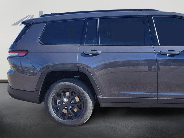 new 2025 Jeep Grand Cherokee L car, priced at $46,728