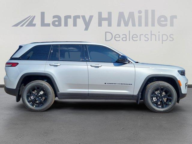 new 2025 Jeep Grand Cherokee car, priced at $42,150