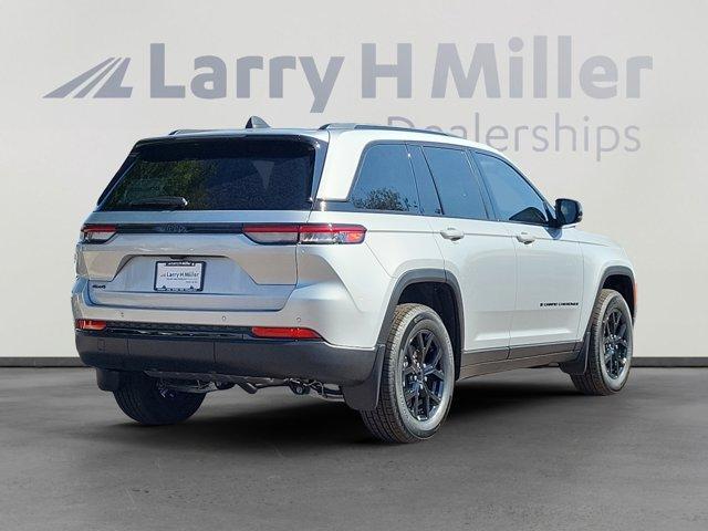 new 2025 Jeep Grand Cherokee car, priced at $42,150