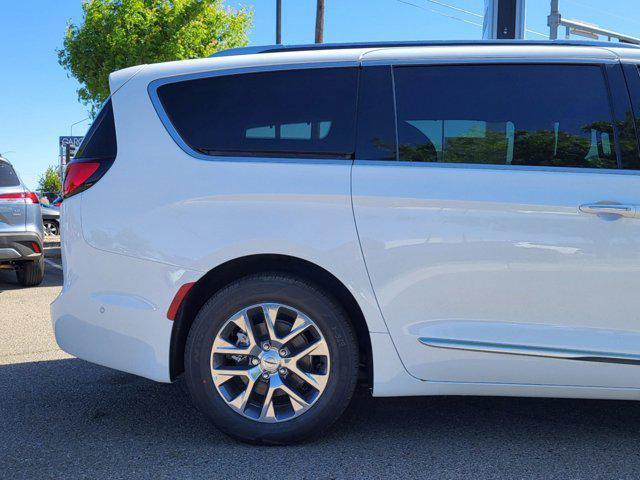 new 2024 Chrysler Pacifica car, priced at $58,472