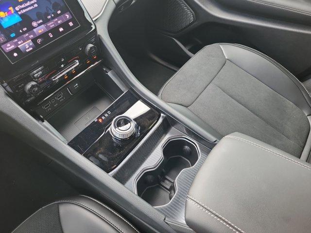 new 2025 Jeep Grand Cherokee car, priced at $44,975