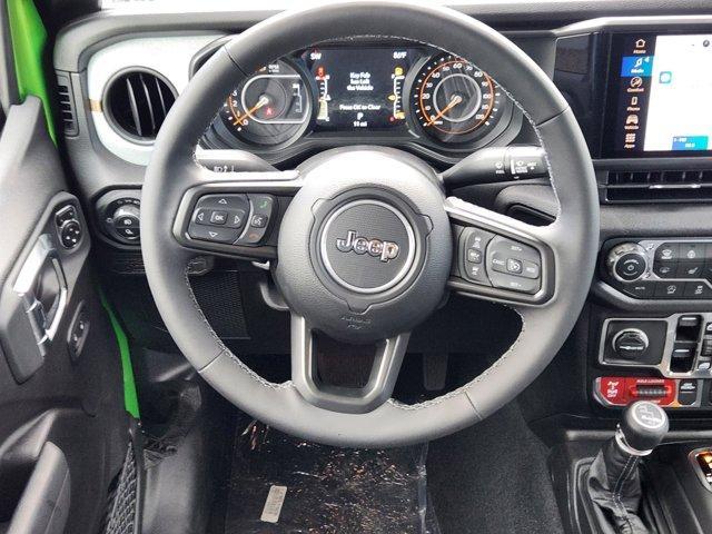 new 2025 Jeep Gladiator car, priced at $46,135