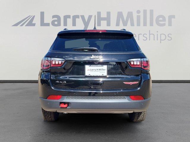 new 2025 Jeep Compass car, priced at $32,785