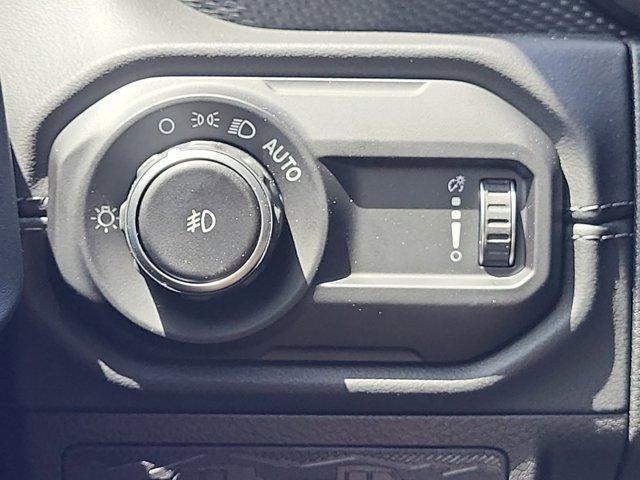 new 2025 Jeep Wrangler car, priced at $59,735
