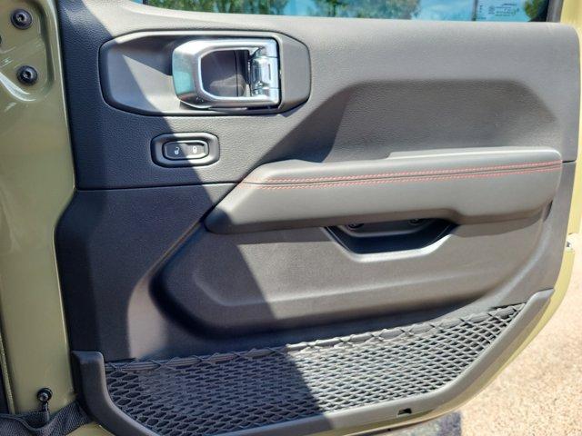 new 2025 Jeep Wrangler car, priced at $59,735