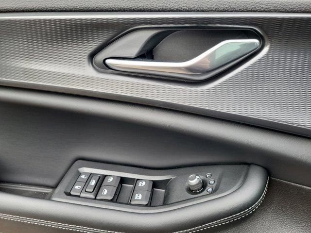 new 2025 Jeep Grand Cherokee car, priced at $36,800