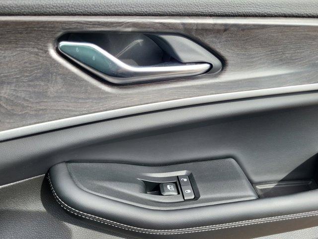 new 2025 Jeep Grand Cherokee car, priced at $43,915