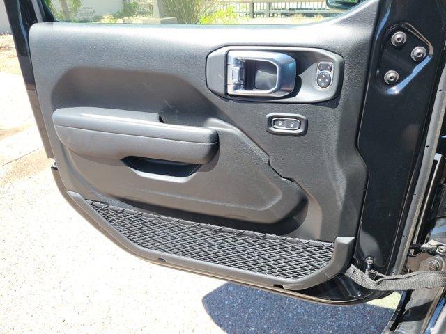 new 2025 Jeep Wrangler car, priced at $52,688