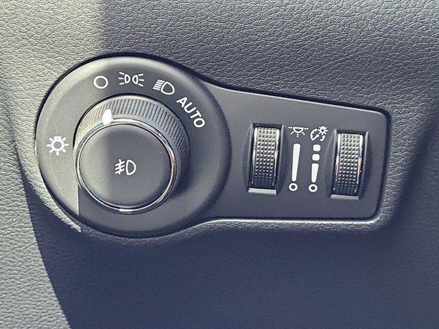 new 2025 Jeep Compass car, priced at $32,190