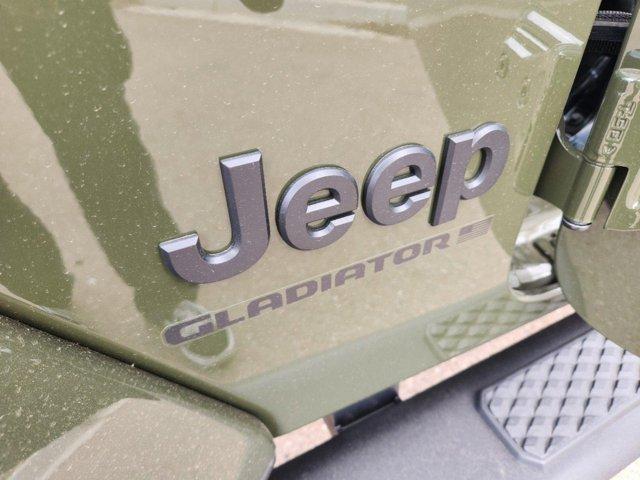 new 2024 Jeep Gladiator car, priced at $47,418