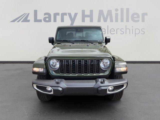 new 2024 Jeep Gladiator car, priced at $47,418