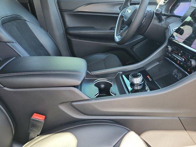new 2025 Jeep Grand Cherokee car, priced at $42,775