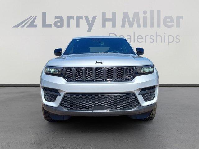 new 2025 Jeep Grand Cherokee car, priced at $42,775