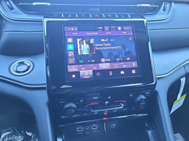 new 2025 Jeep Grand Cherokee car, priced at $39,590