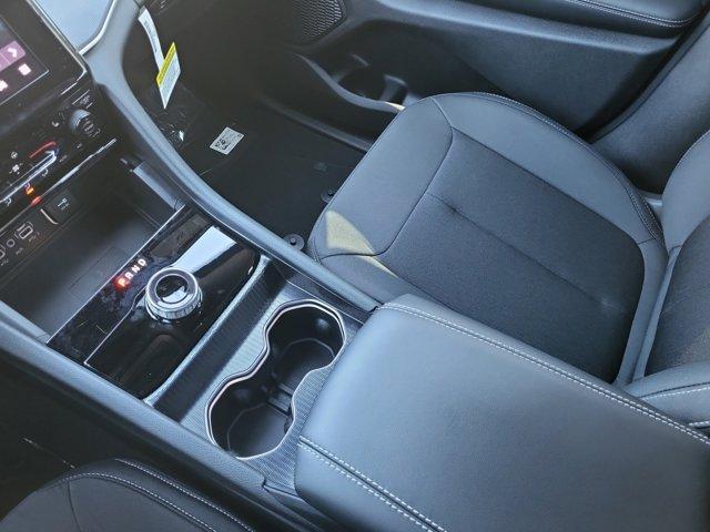 new 2025 Jeep Grand Cherokee car, priced at $39,590