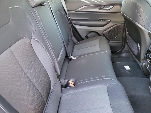 new 2025 Jeep Grand Cherokee car, priced at $39,590