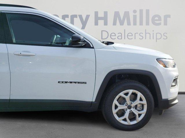 new 2025 Jeep Compass car, priced at $27,013