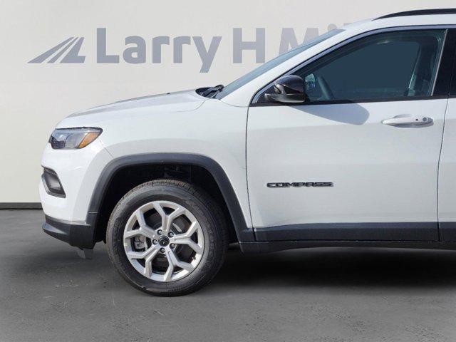 new 2025 Jeep Compass car, priced at $27,013