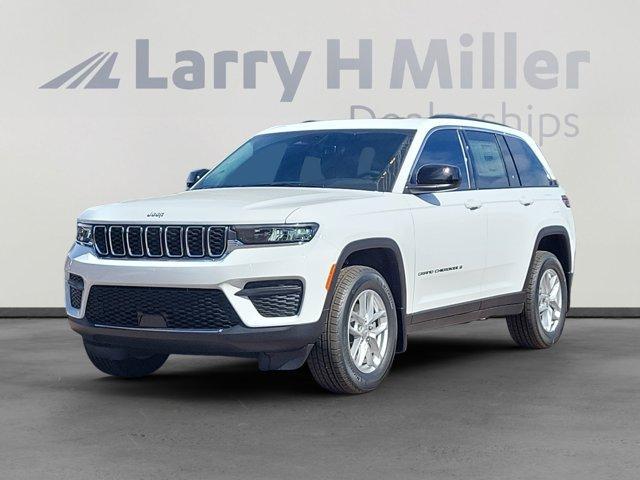 new 2025 Jeep Grand Cherokee car, priced at $38,995