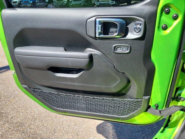 new 2025 Jeep Gladiator car, priced at $47,860