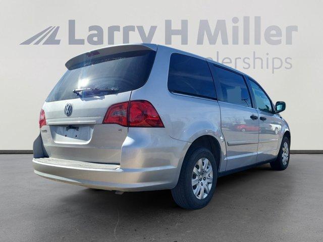 used 2010 Volkswagen Routan car, priced at $13,995