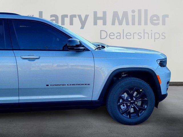 new 2025 Jeep Grand Cherokee L car, priced at $46,728