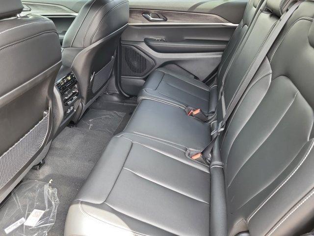 new 2025 Jeep Grand Cherokee L car, priced at $46,415