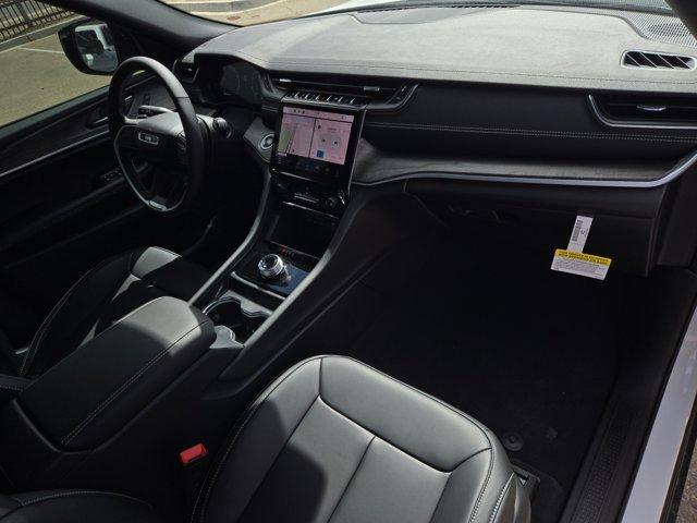 new 2025 Jeep Grand Cherokee L car, priced at $42,143