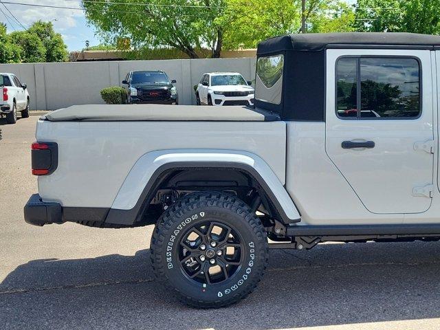 new 2024 Jeep Gladiator car, priced at $55,523