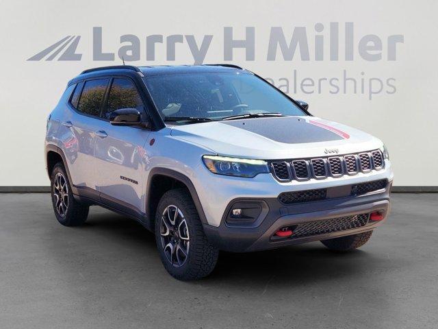 new 2025 Jeep Compass car, priced at $37,808