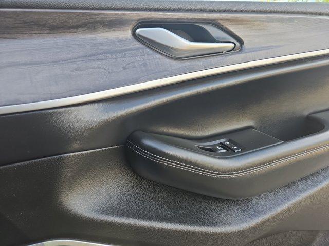 used 2021 Jeep Grand Cherokee L car, priced at $30,995