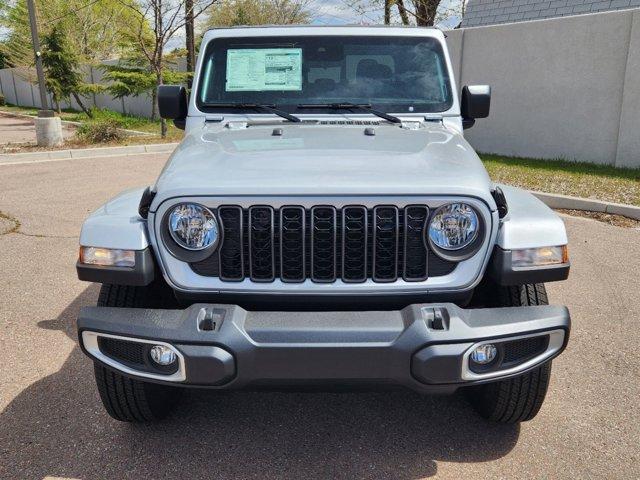 new 2024 Jeep Gladiator car, priced at $47,058