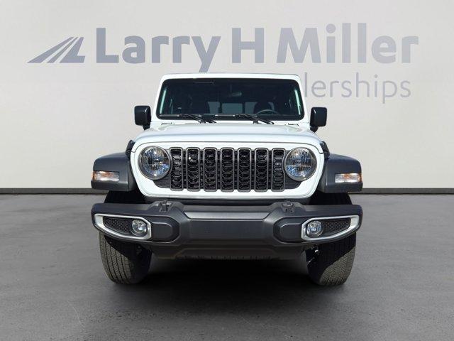 new 2025 Jeep Gladiator car, priced at $40,003