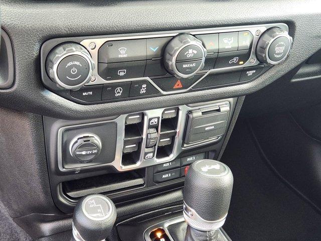 new 2025 Jeep Wrangler car, priced at $40,100
