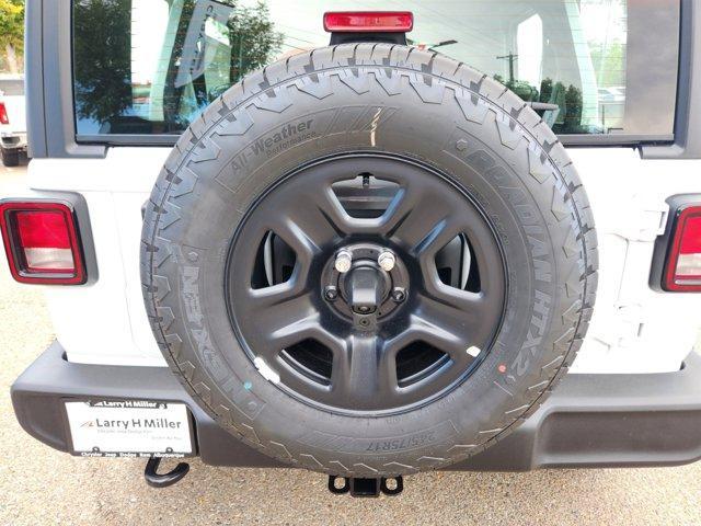 new 2025 Jeep Wrangler car, priced at $40,100
