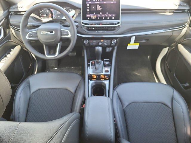 new 2025 Jeep Compass car, priced at $29,960