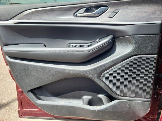new 2025 Jeep Grand Cherokee car, priced at $44,533