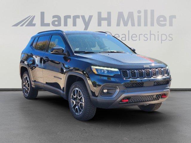 new 2025 Jeep Compass car, priced at $37,808