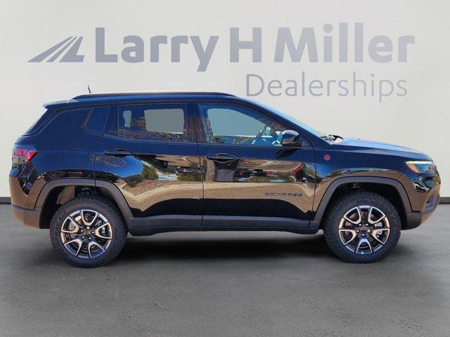 new 2025 Jeep Compass car, priced at $37,808