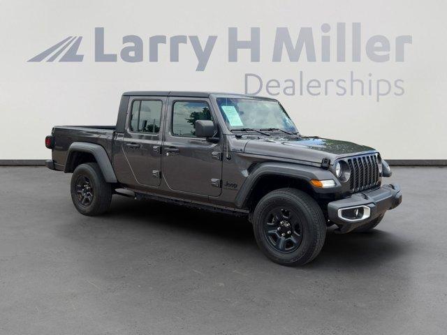 used 2023 Jeep Gladiator car, priced at $35,761
