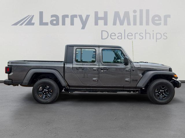 used 2023 Jeep Gladiator car, priced at $35,761
