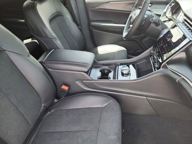 new 2025 Jeep Grand Cherokee L car, priced at $42,567