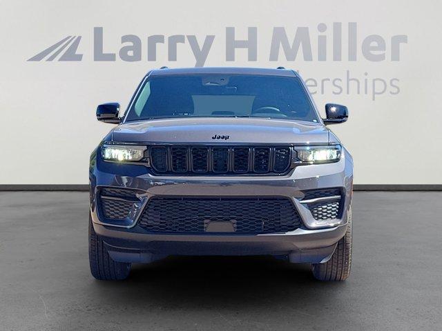 new 2025 Jeep Grand Cherokee car, priced at $42,150