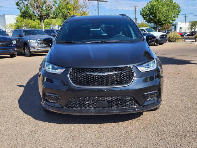 new 2023 Chrysler Pacifica car, priced at $51,552