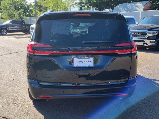 new 2023 Chrysler Pacifica car, priced at $51,552